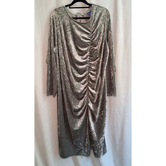 Future Collective Silver Velvet Ruched Long Sleeve Open Back Dress Size 3X NWT - Picture 3 of 16